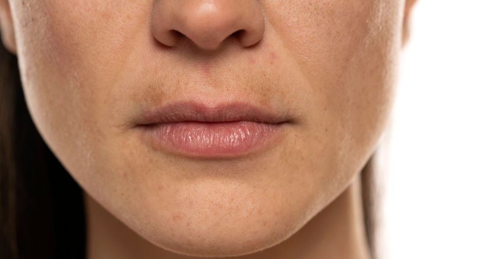 shutterstock 2118193037